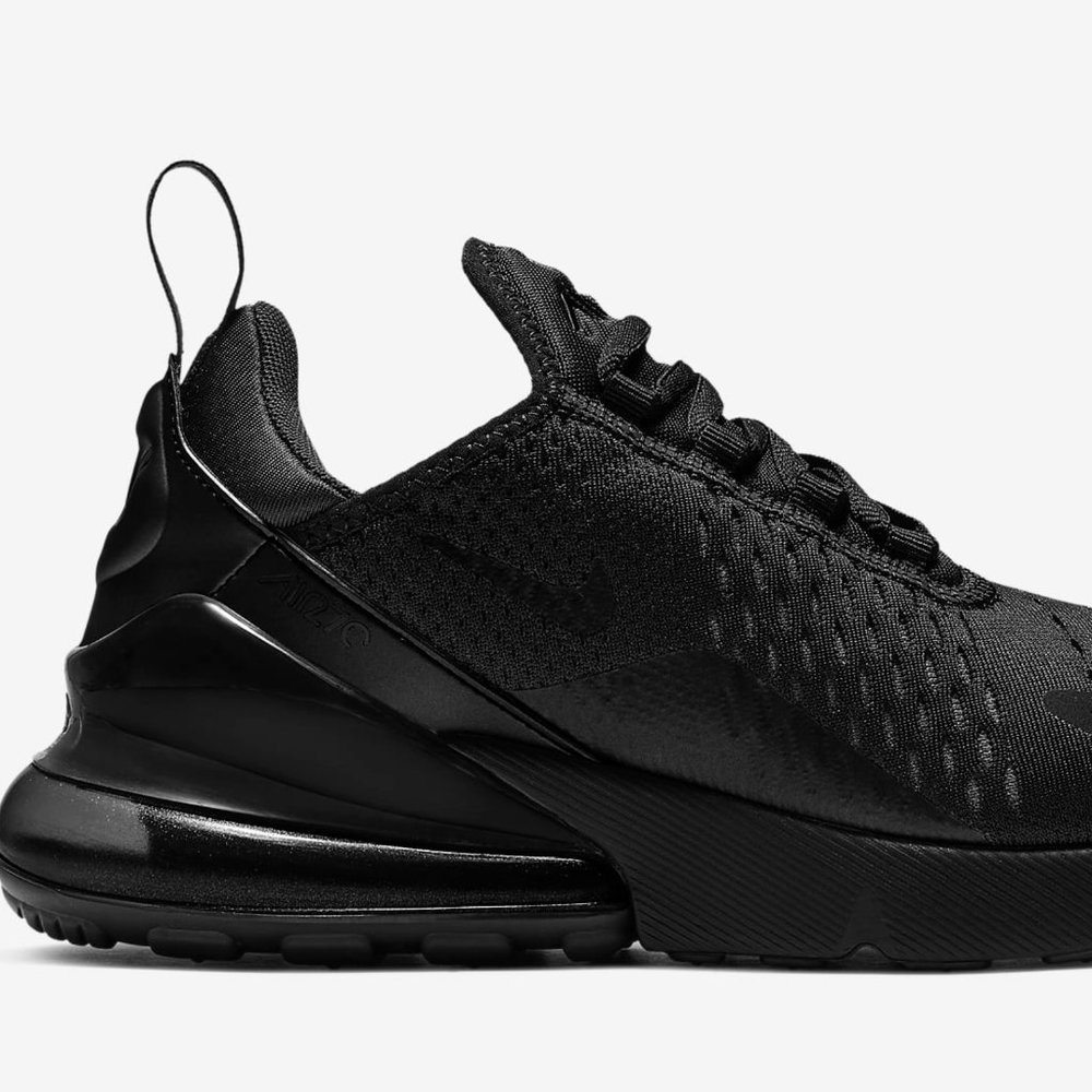 Nike Air Max 270 Size: 6 (used)